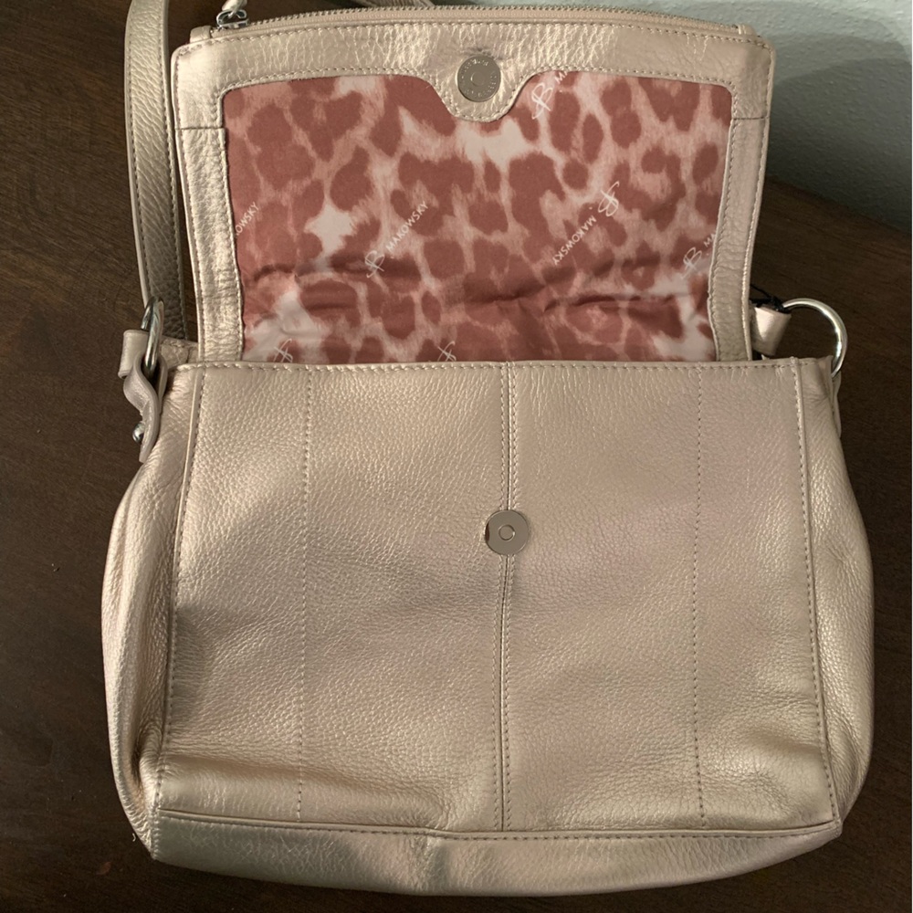 NWT B. Makowsky Leather Metallic Bag - Picture 9 of 12